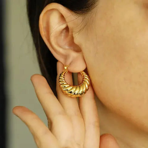 Verse hoops earrings
