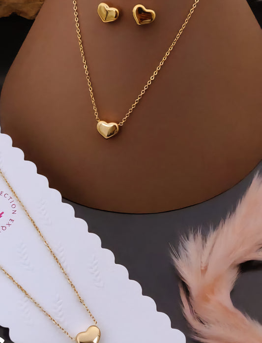 Heart pendant with earrings